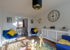 Modern House w/Terrace in Nottingham FREE Parking